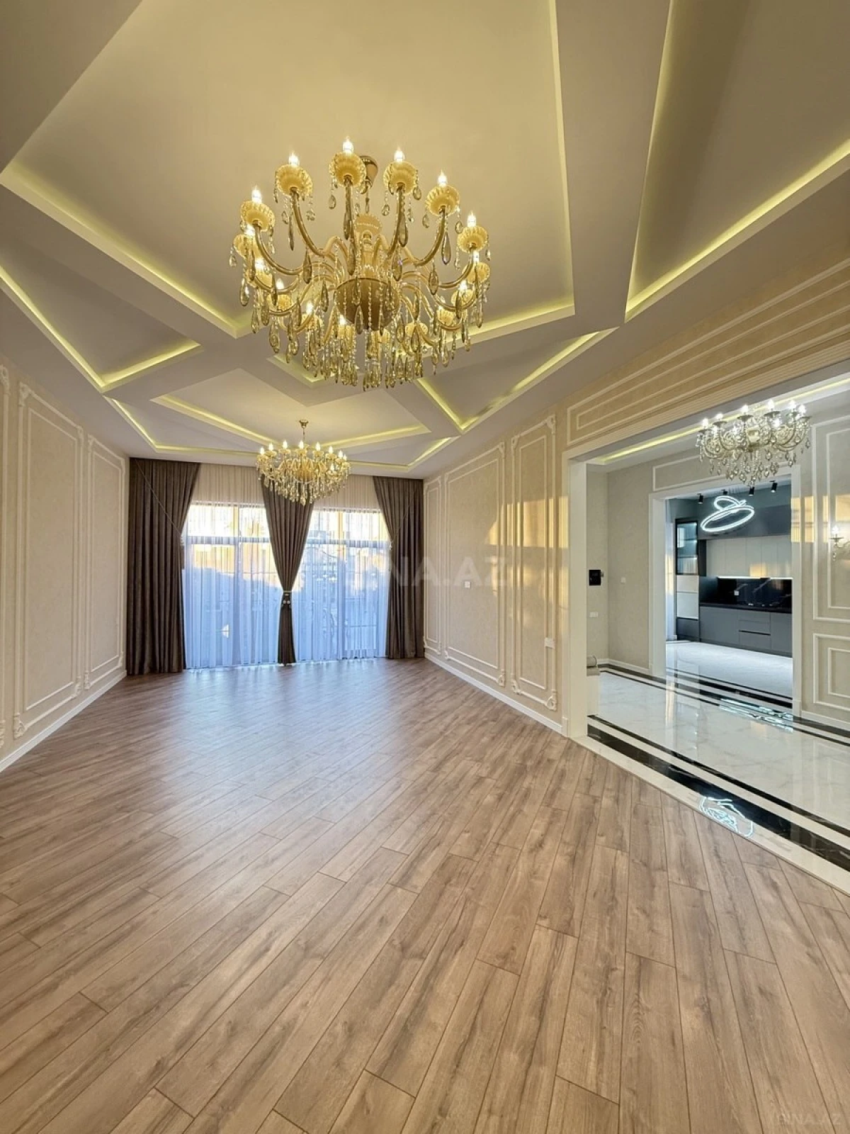 Satılır 5 otaqlı həyət evi 230 m²