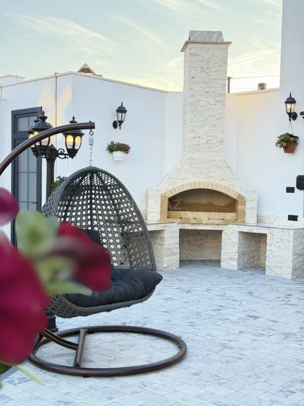 Satılır 5 otaqlı həyət evi 230 m²