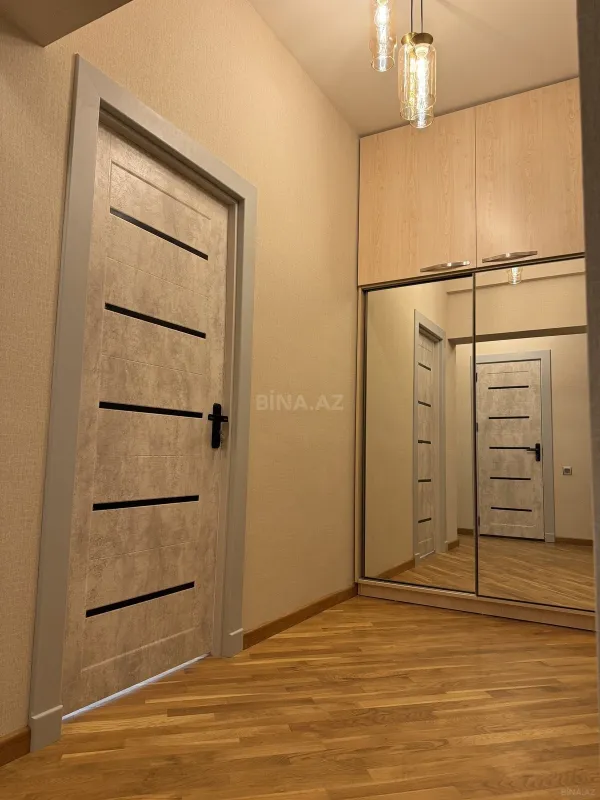 Satılır 2 otaqlı mənzil 75 m²