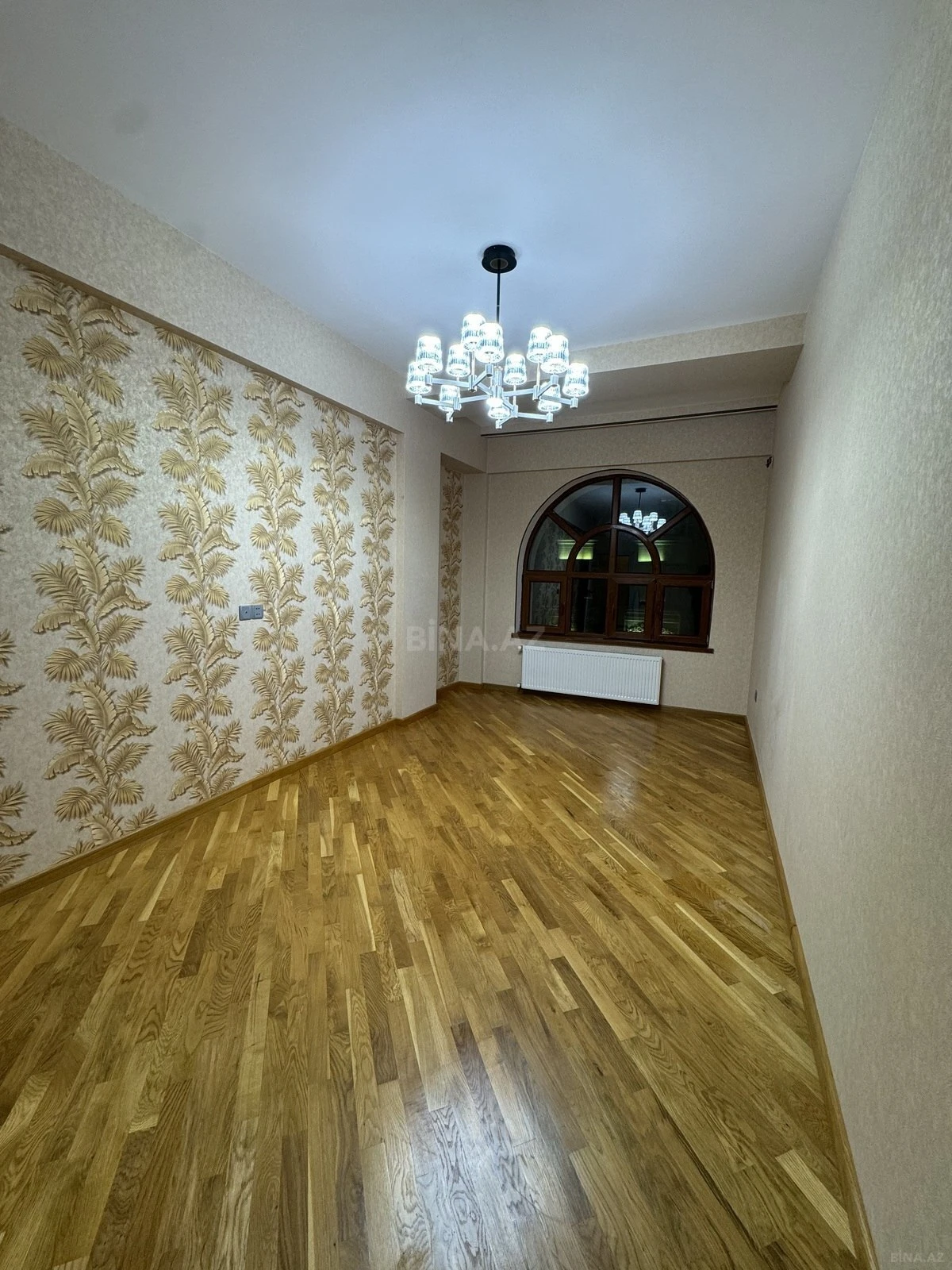 Satılır 2 otaqlı mənzil 75 m²