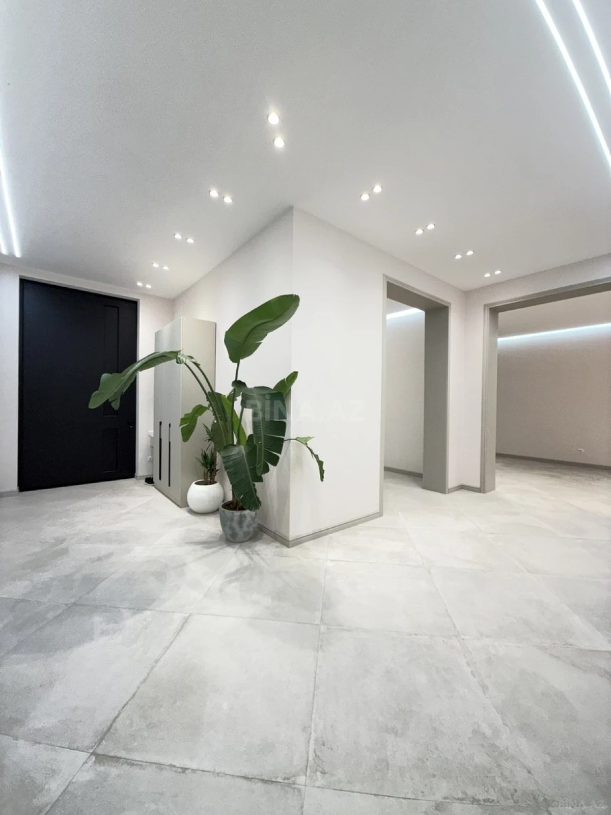 Satılır 5 otaqlı həyət evi 220 m²