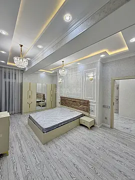 Satılır 4 otaqlı mənzil 160 m²