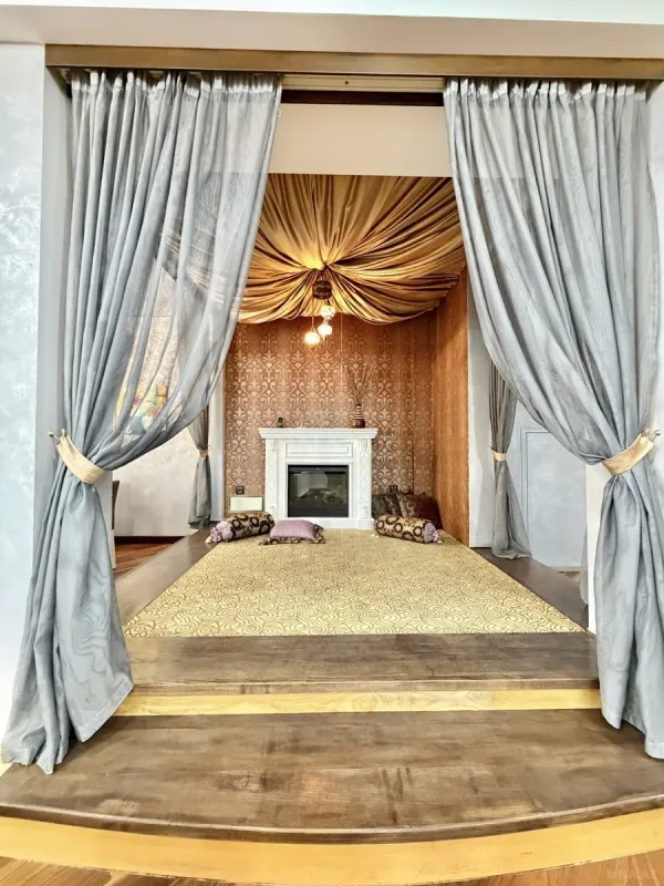 Satılır 8 otaqlı mənzil 412 m²