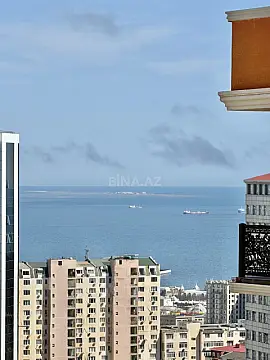 Satılır 4 otaqlı mənzil 204 m²