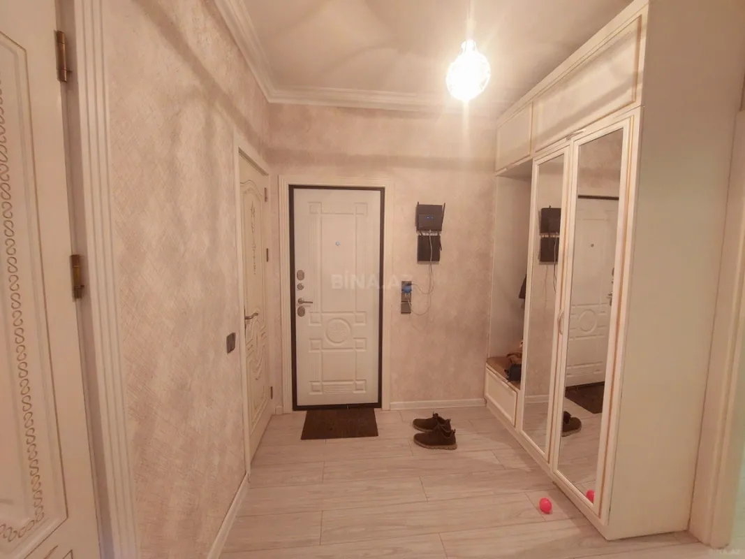 Satılır 3 otaqlı mənzil 75 m²