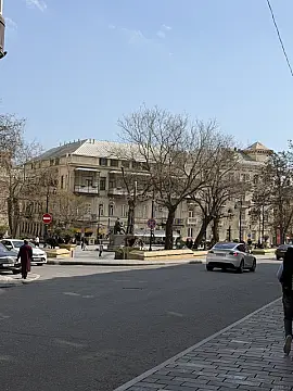 Satılır obyekt 74 m²