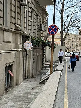 Satılır obyekt 74 m²