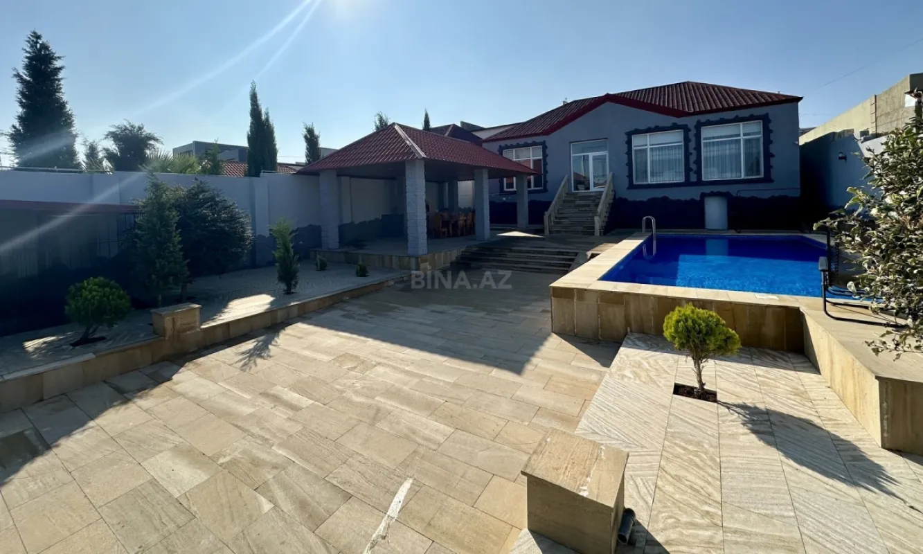 Satılır 4 otaqlı həyət evi 180 m²