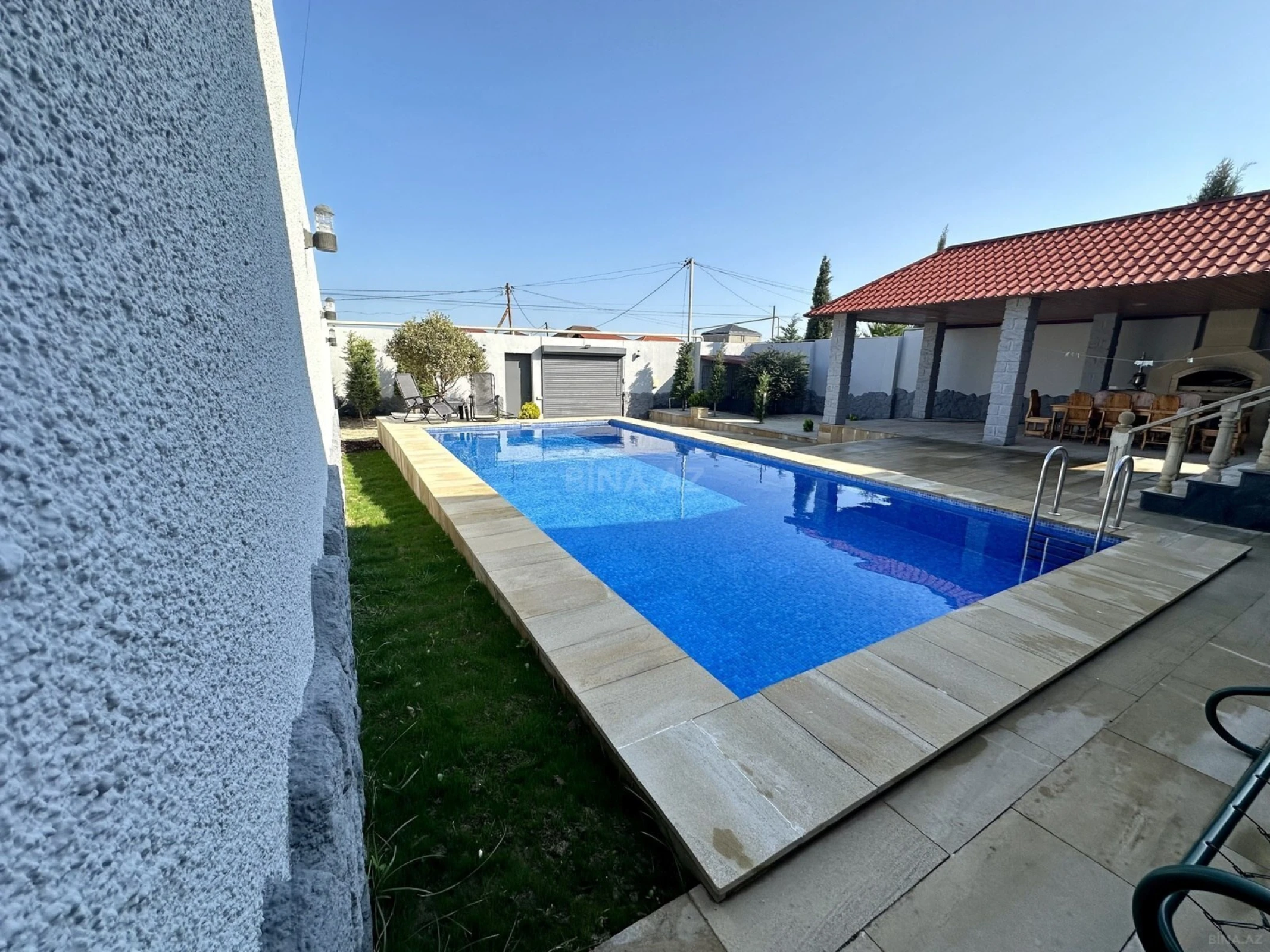 Satılır 4 otaqlı həyət evi 180 m²