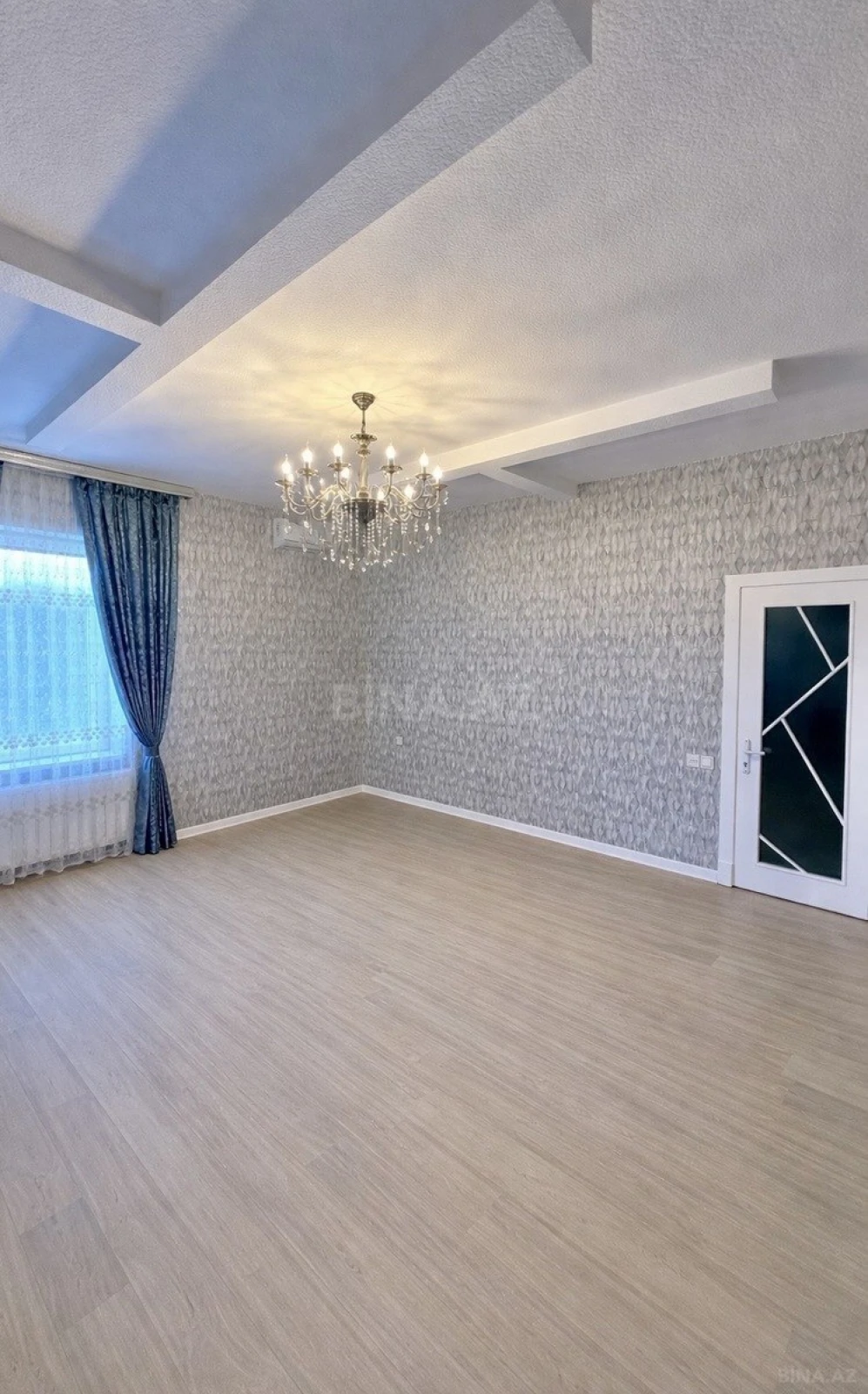 Satılır 4 otaqlı həyət evi 180 m²