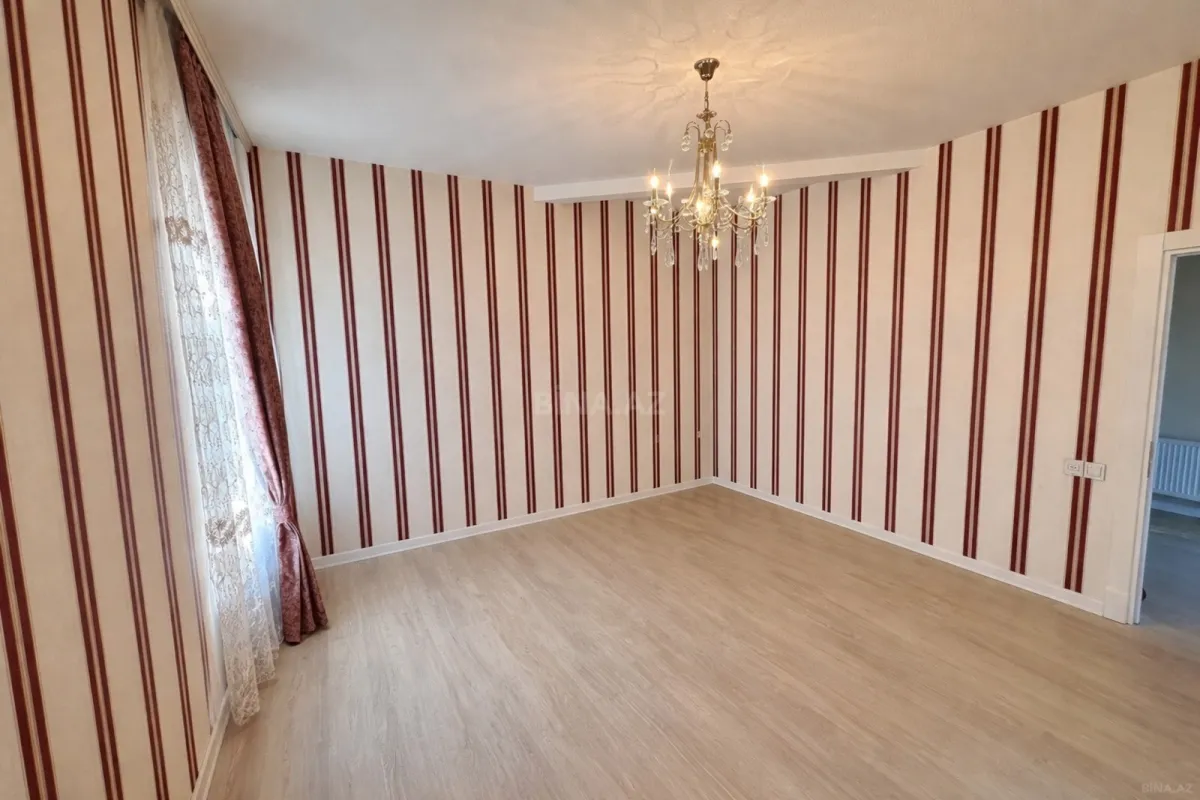 Satılır 4 otaqlı həyət evi 180 m²