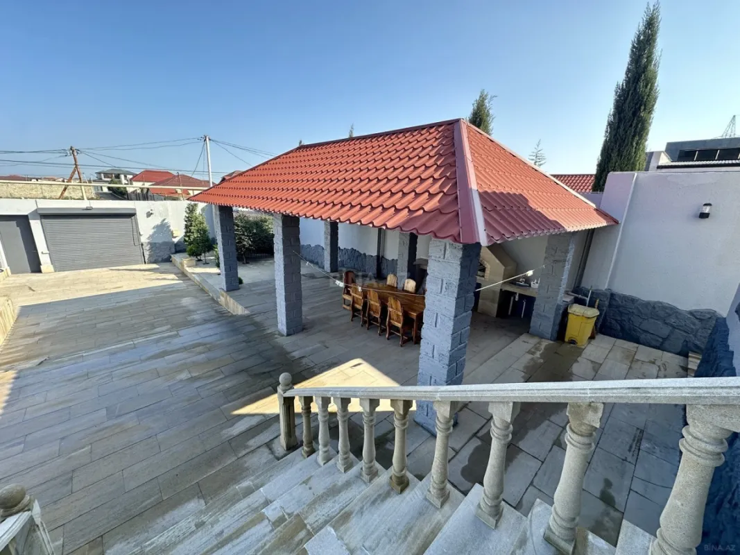 Satılır 4 otaqlı həyət evi 180 m²