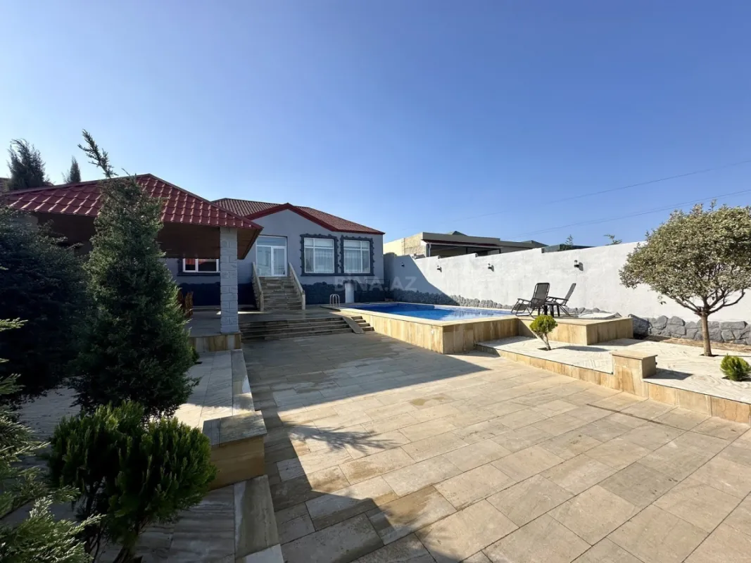 Satılır 4 otaqlı həyət evi 180 m²