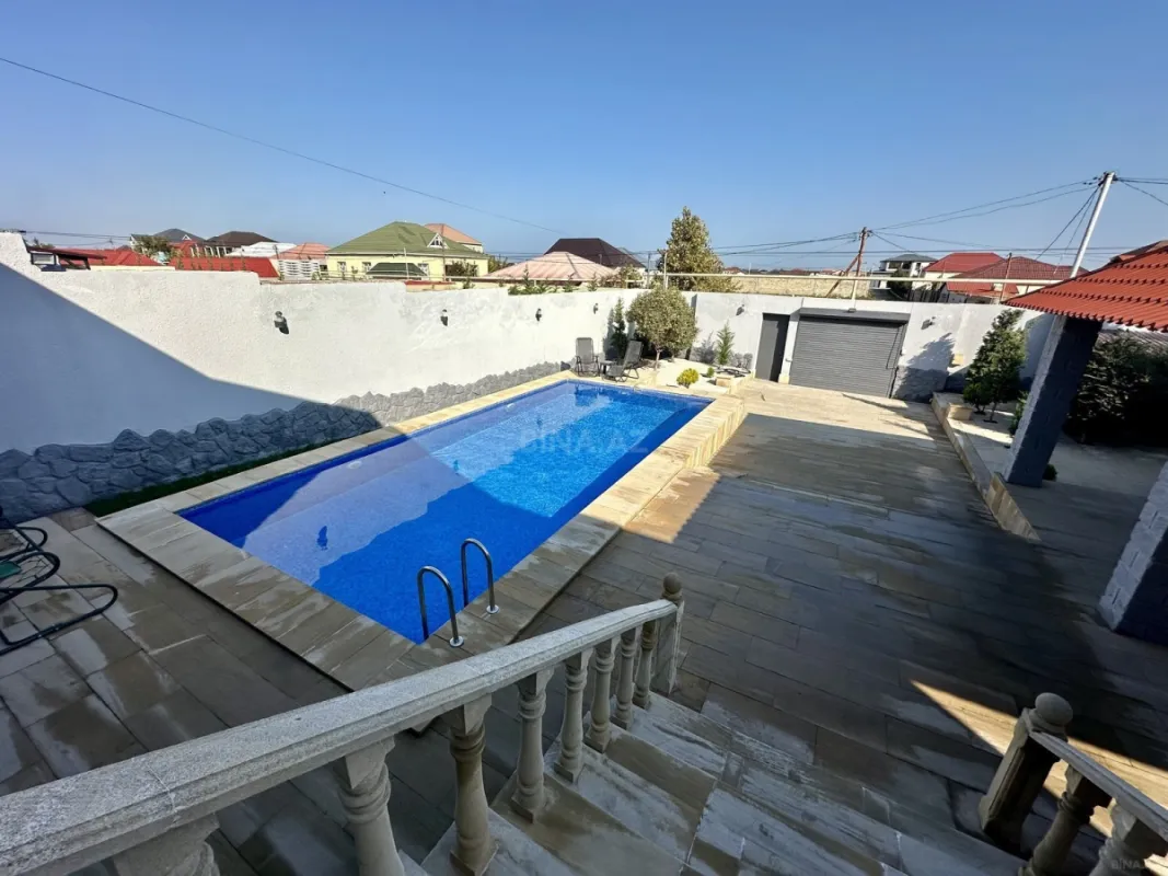 Satılır 4 otaqlı həyət evi 180 m²