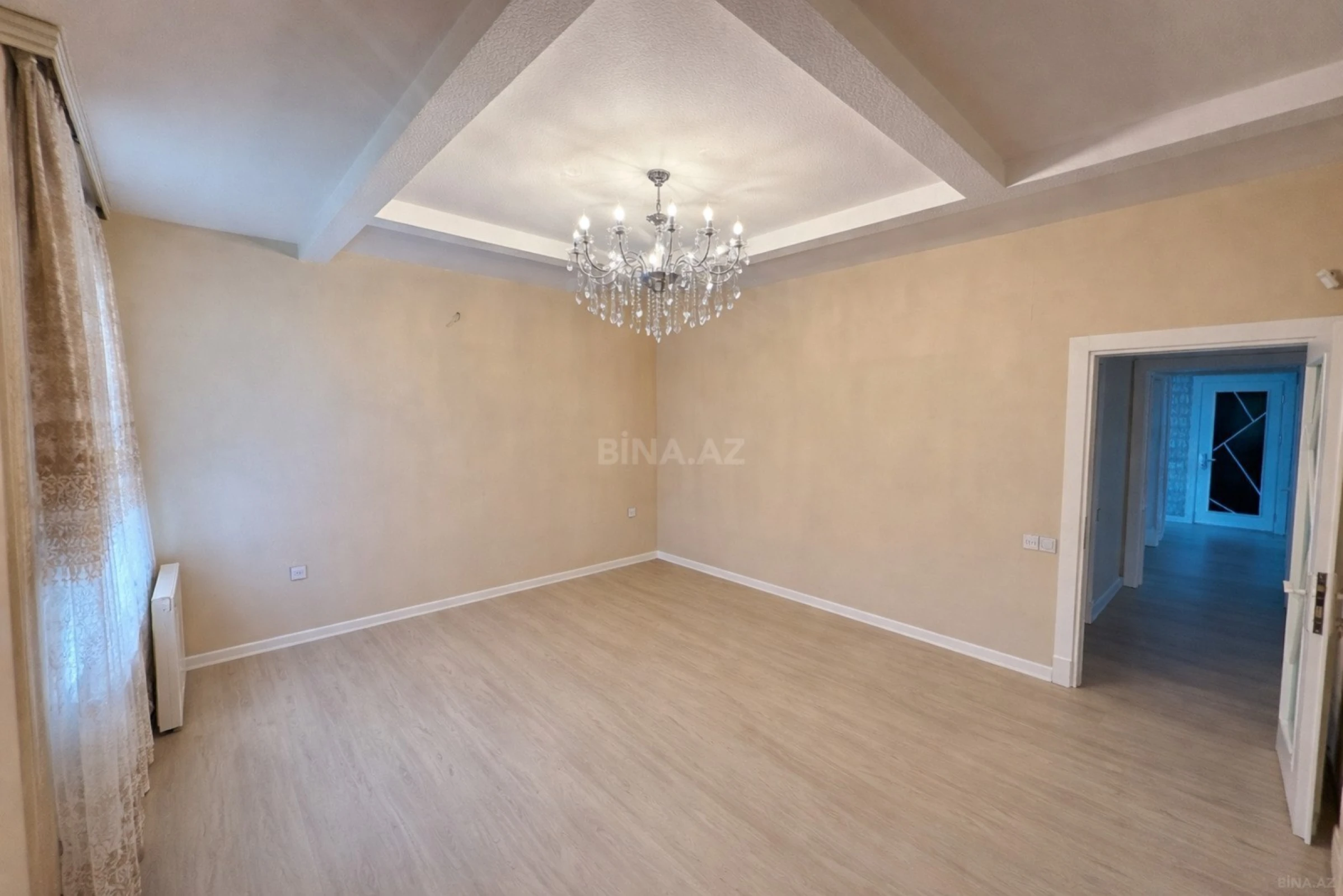 Satılır 4 otaqlı həyət evi 180 m²