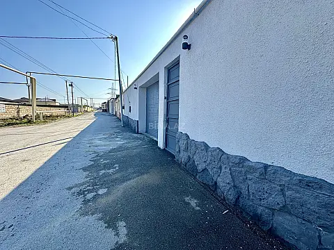 Satılır 4 otaqlı həyət evi 180 m²