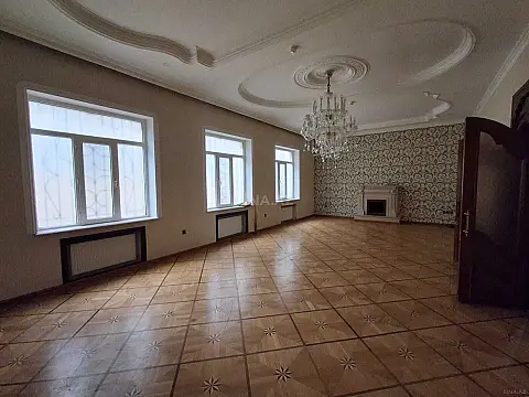 Satılır 12 otaqlı həyət evi 600 m² — Bakı, Nəsimi 12 otaq 600.00 m²