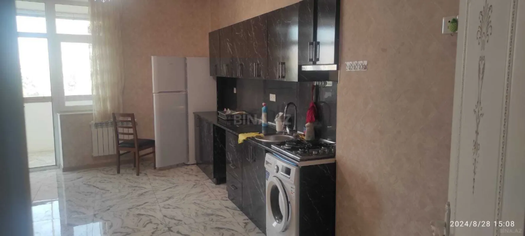 Kirayə verilir 3 otaqlı mənzil 116 m²