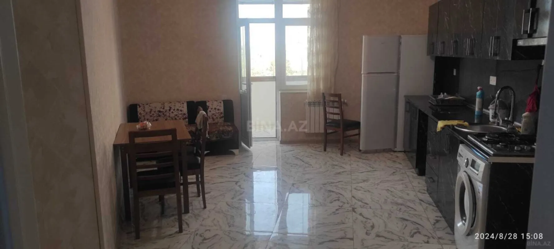 Kirayə verilir 3 otaqlı mənzil 116 m²
