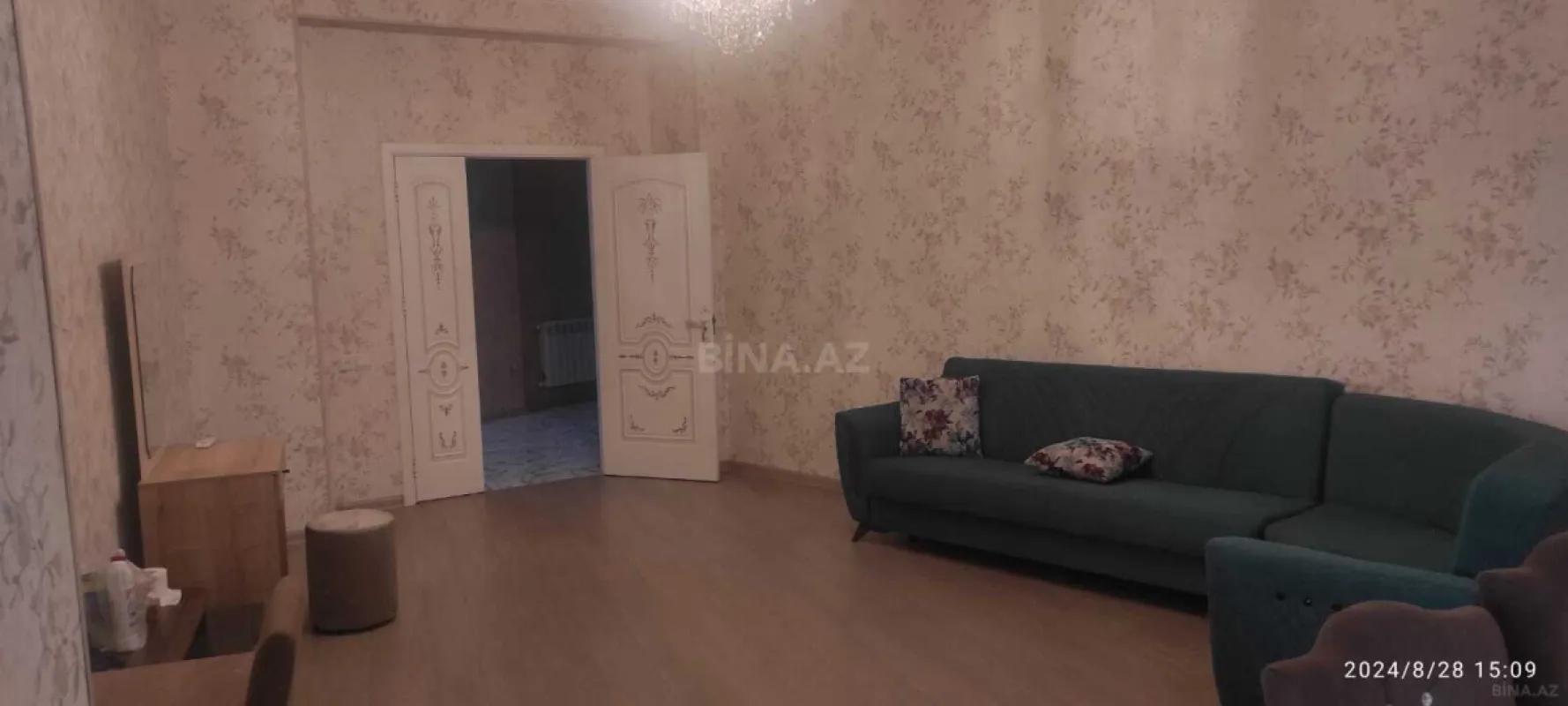 Kirayə verilir 3 otaqlı mənzil 116 m²