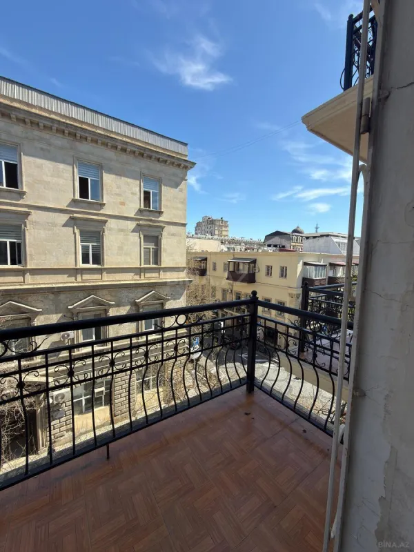 Satılır 2 otaqlı mənzil 55 m²