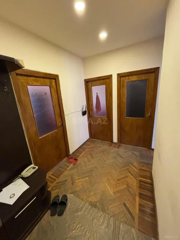 Kirayə verilir 4 otaqlı mənzil 100 m²