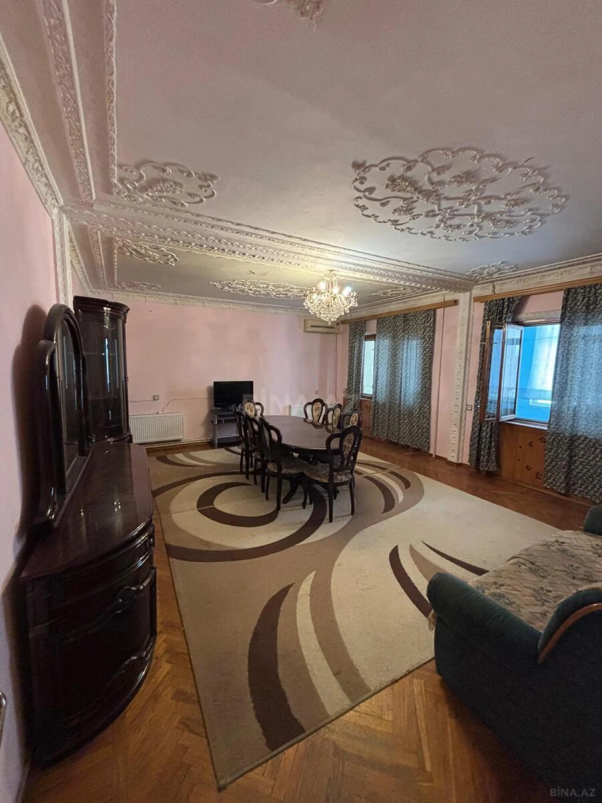 Kirayə verilir 4 otaqlı mənzil 100 m²