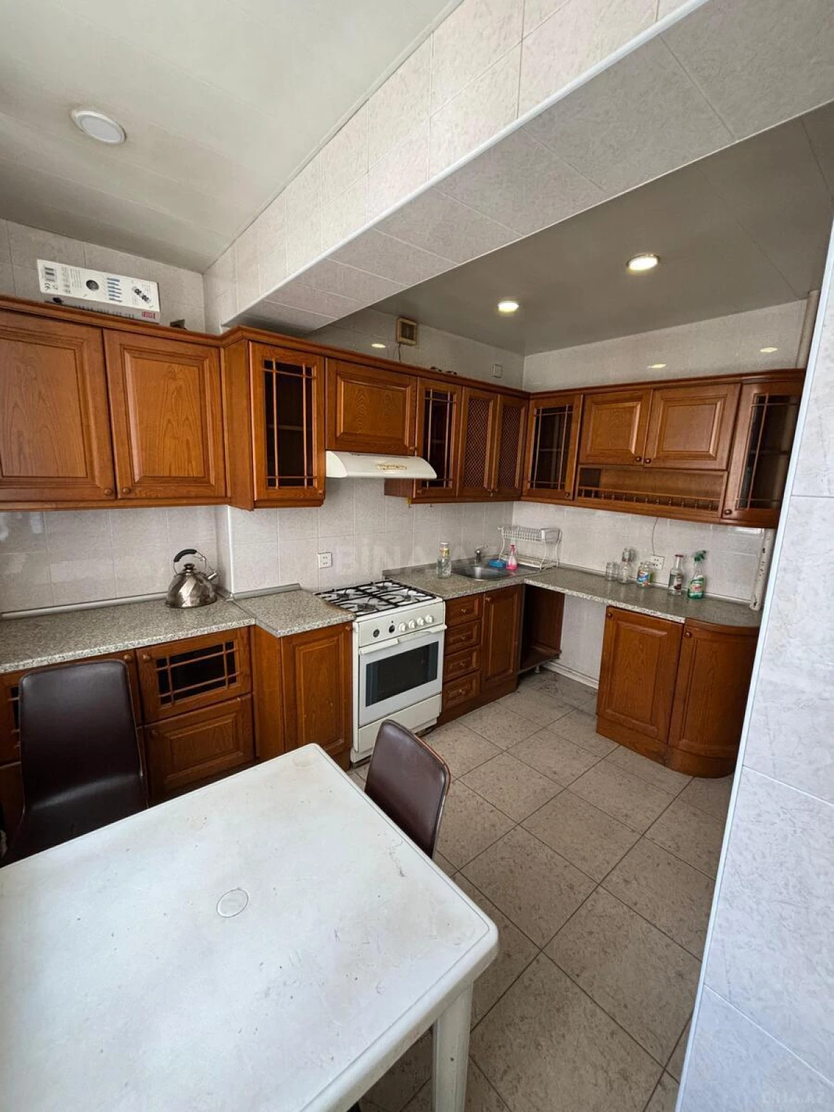 Kirayə verilir 4 otaqlı mənzil 100 m²