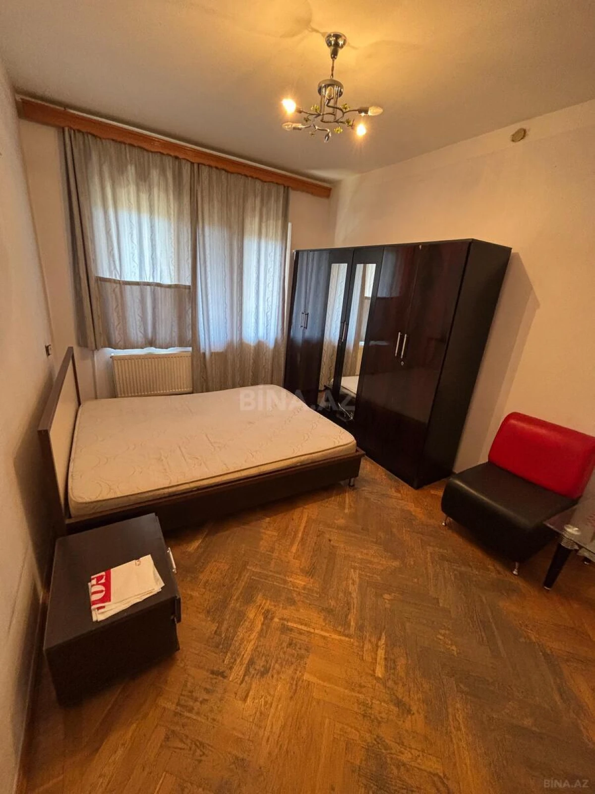 Kirayə verilir 4 otaqlı mənzil 100 m²