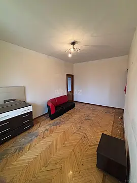 Kirayə verilir 4 otaqlı mənzil 100 m²