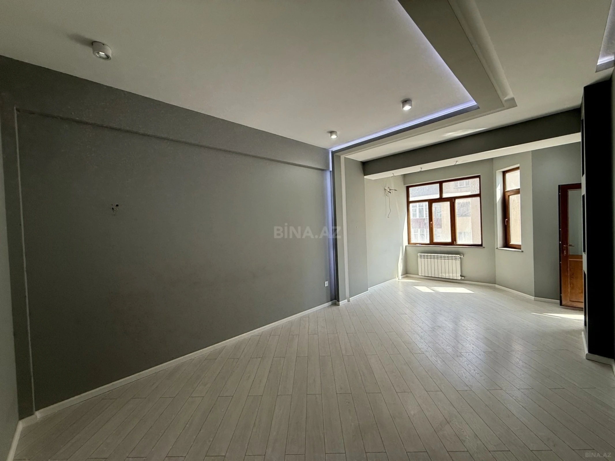 Satılır 2 otaqlı mənzil 65 m²