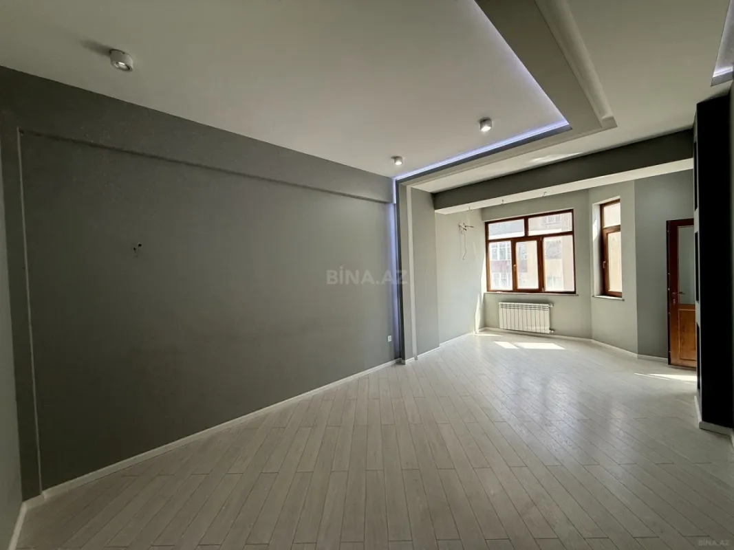 Satılır 2 otaqlı mənzil 65 m²