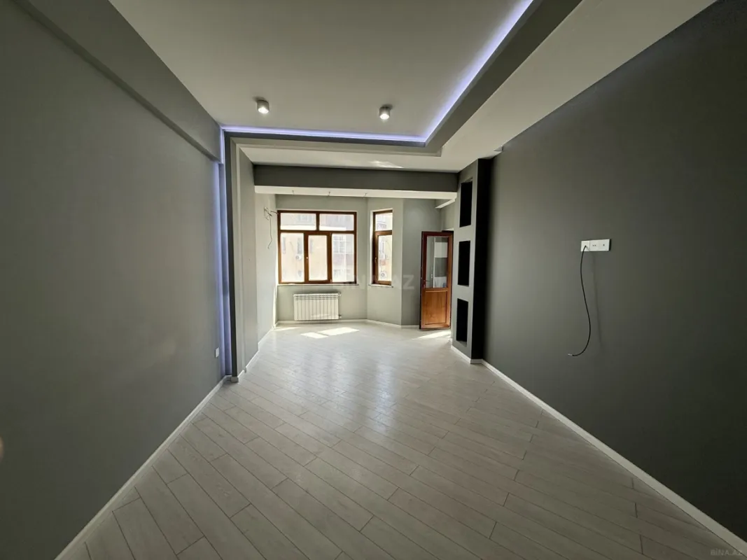 Satılır 2 otaqlı mənzil 65 m²
