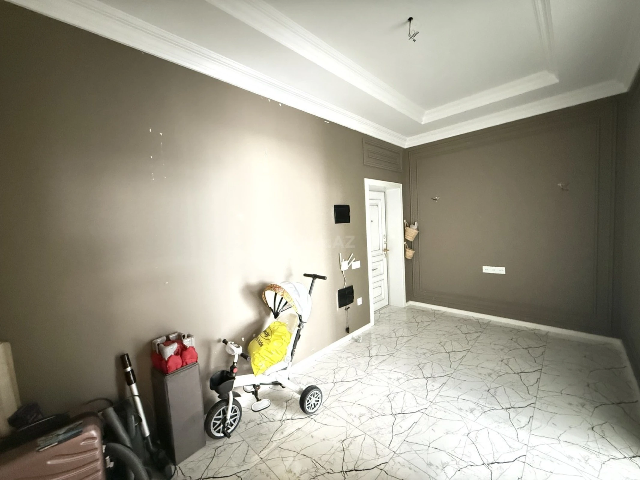 Satılır 2 otaqlı mənzil 65 m²