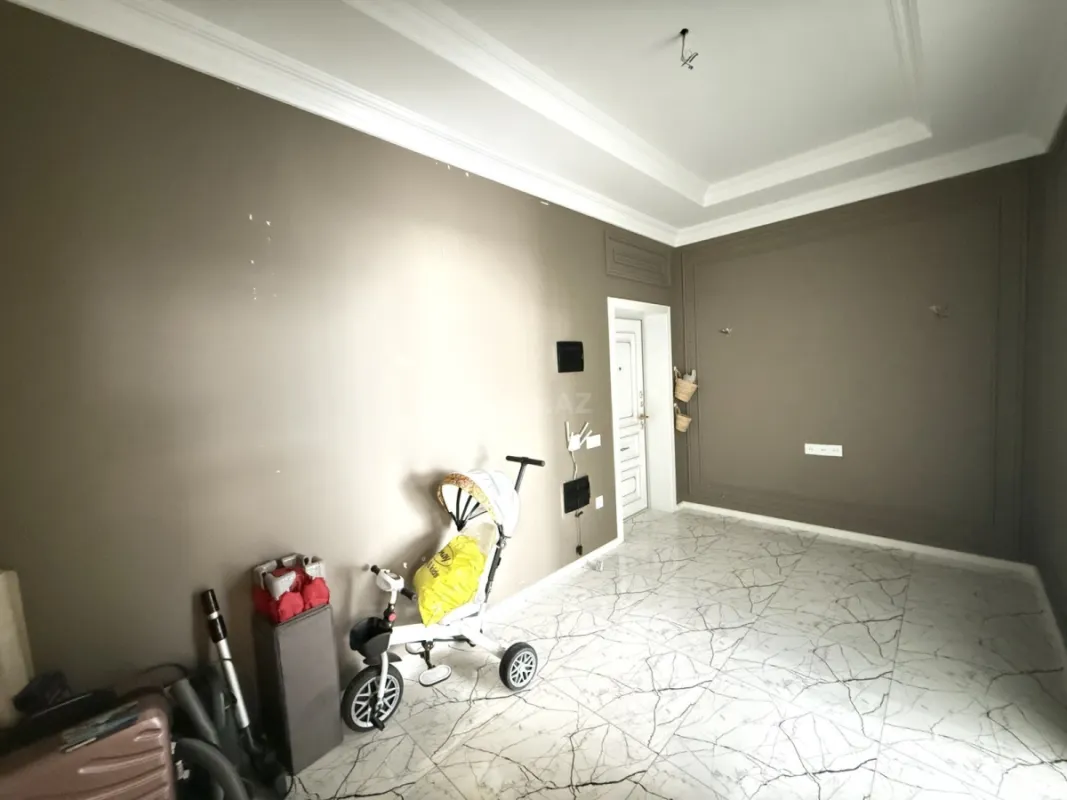 Satılır 2 otaqlı mənzil 65 m²