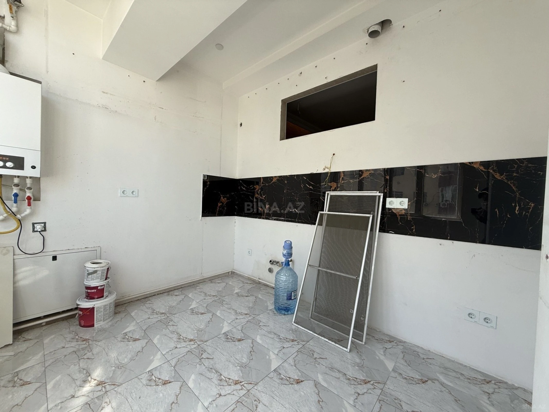 Satılır 2 otaqlı mənzil 65 m²