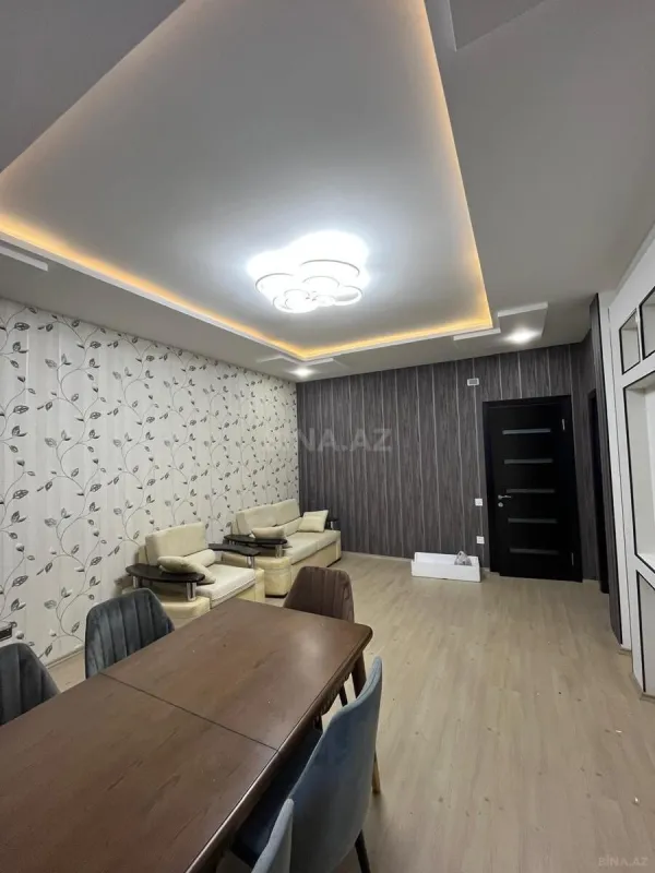 Kirayə verilir 2 otaqlı mənzil 67 m²