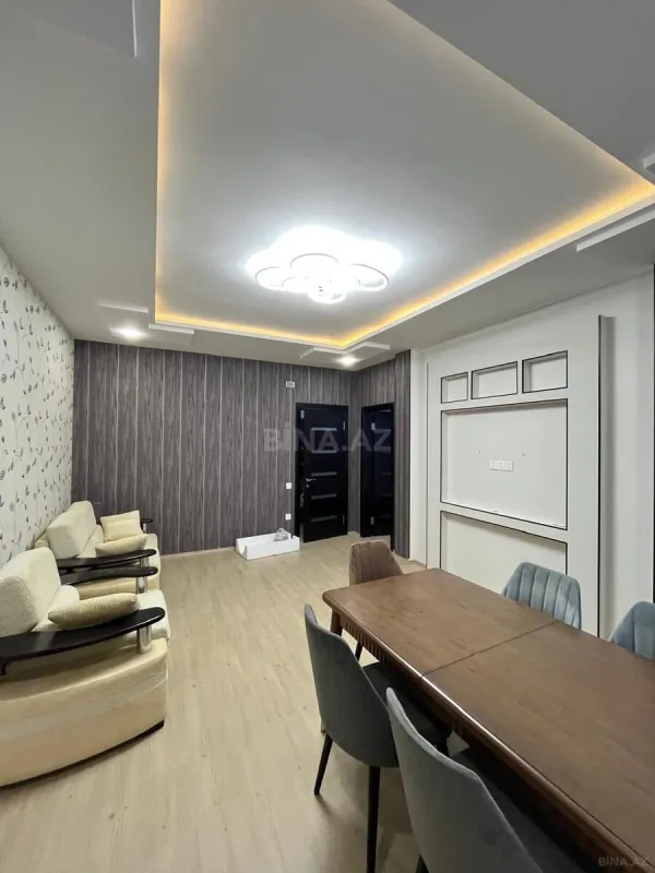 Kirayə verilir 2 otaqlı mənzil 67 m²