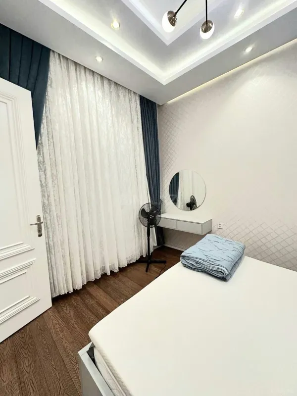 Kirayə verilir 2 otaqlı mənzil 65 m²