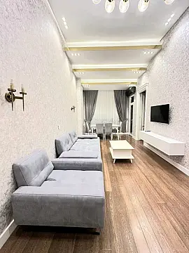 Kirayə verilir 2 otaqlı mənzil 65 m² — Bakı 2 otaq 65.00 m²