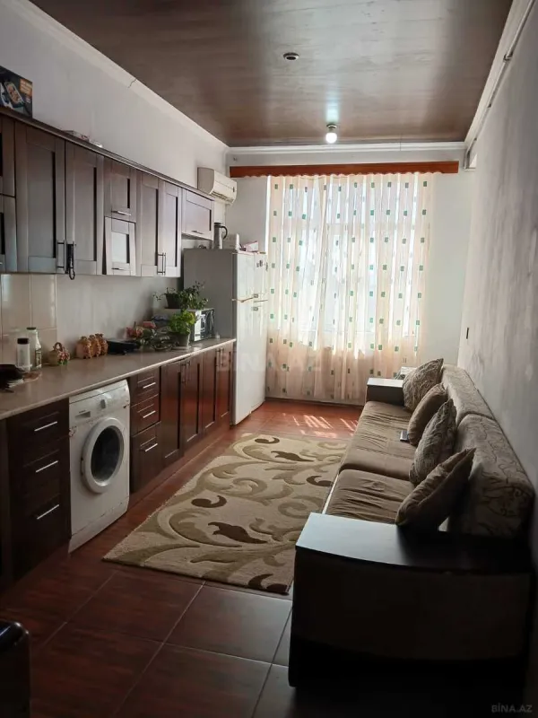 Satılır 4 otaqlı mənzil 126 m²