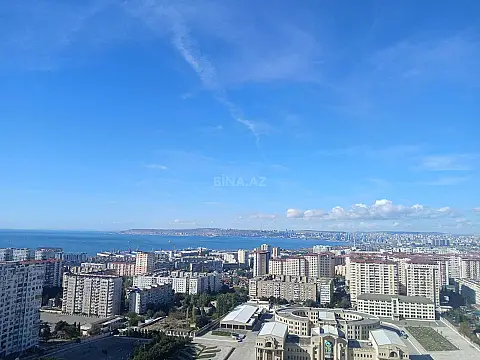 Satılır 4 otaqlı mənzil 126 m²
