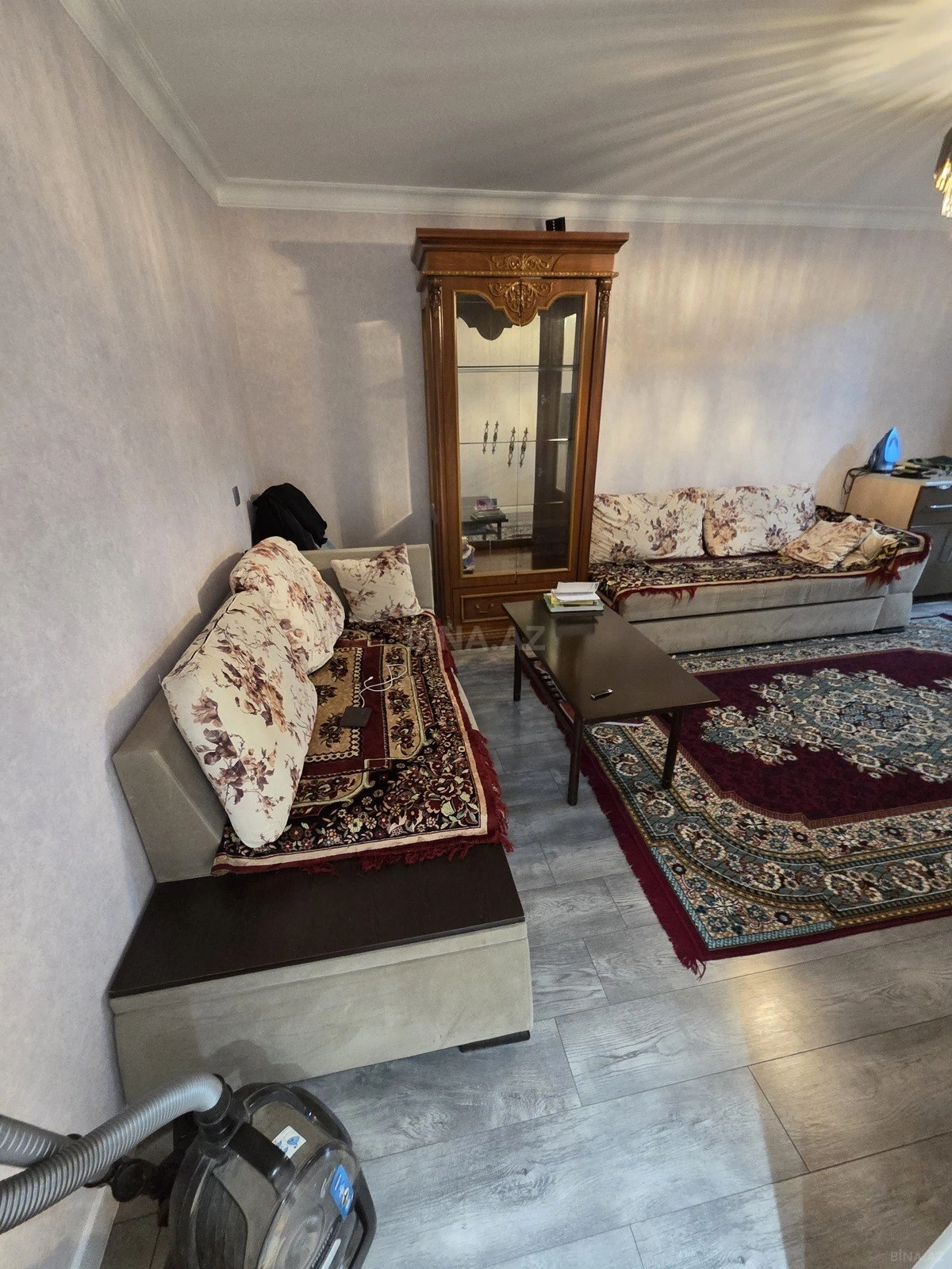 Satılır 1 otaqlı mənzil 40 m²