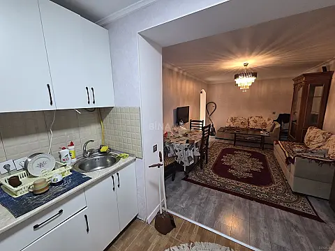 Satılır 1 otaqlı mənzil 40 m²