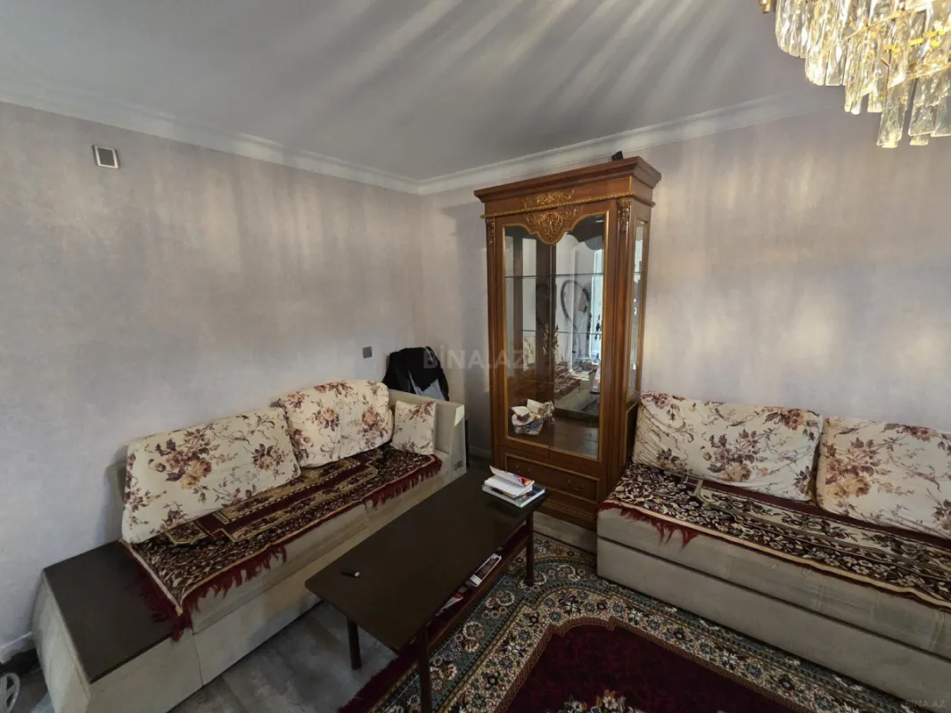 Satılır 1 otaqlı mənzil 40 m²
