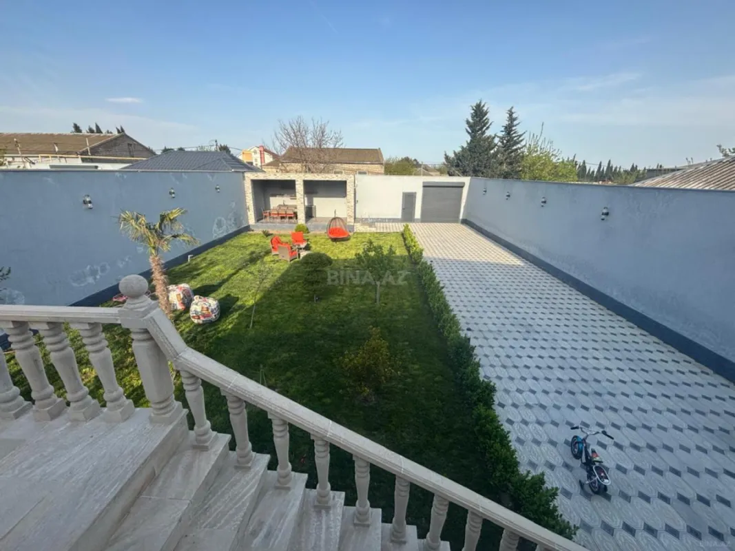 Satılır 6 otaqlı həyət evi 286 m²