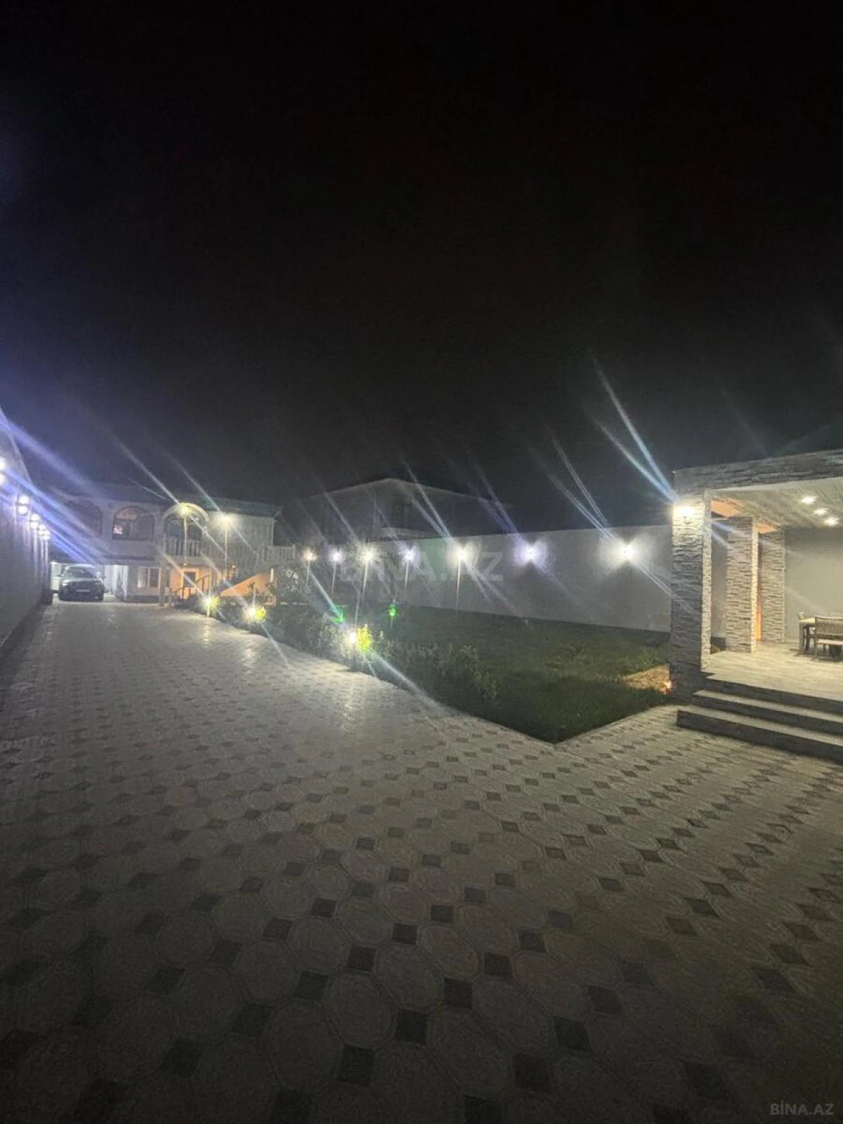 Satılır 6 otaqlı həyət evi 286 m²