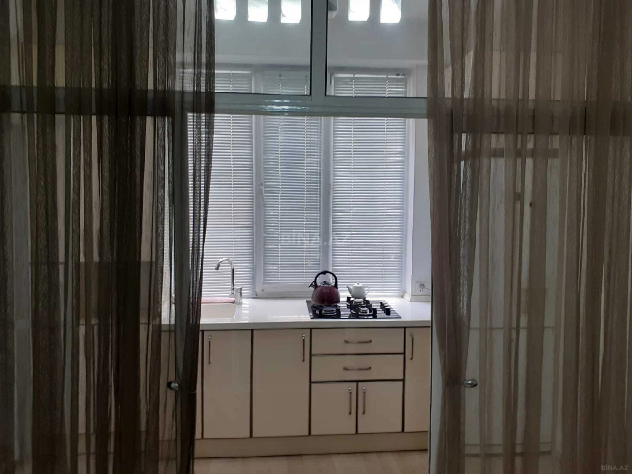 Kirayə verilir 2 otaqlı mənzil 70 m²