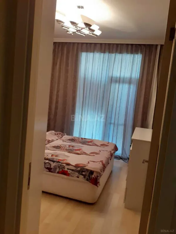Kirayə verilir 2 otaqlı mənzil 70 m²