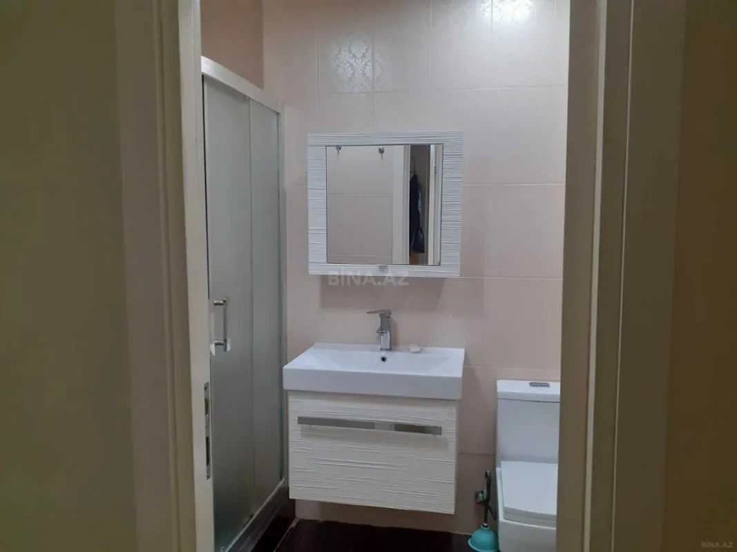Kirayə verilir 2 otaqlı mənzil 70 m²
